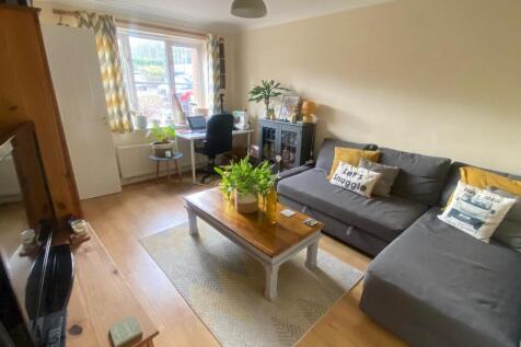 sitting room 3.jpg