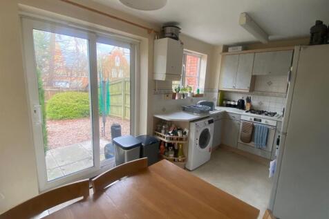 Kitchen 4.jpg