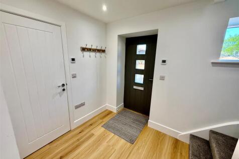 Hallway oxton.jpg