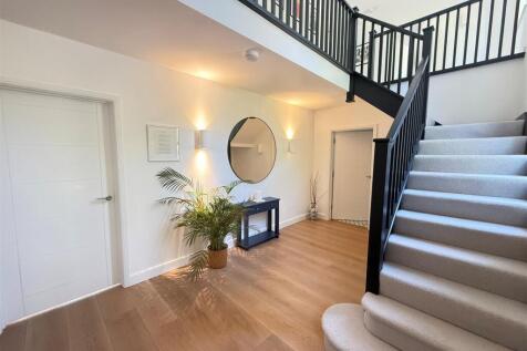Entrance Hallway v1