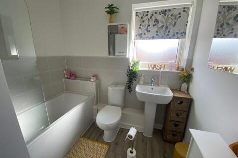 1 turner close 3.jpg