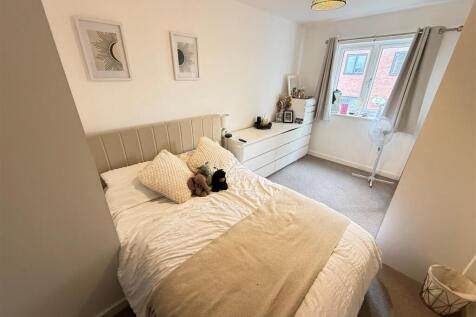 Bedroom 2 v3.jpg