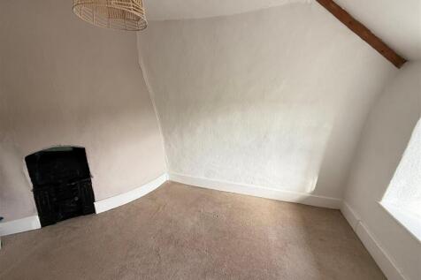 Bedroom two v1.jpg