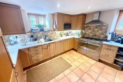 KITCHEN np.jpg
