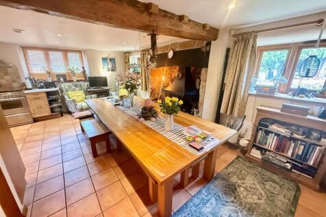 dining room np.jpg