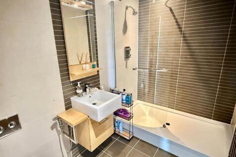 Ensuite v1.jpg