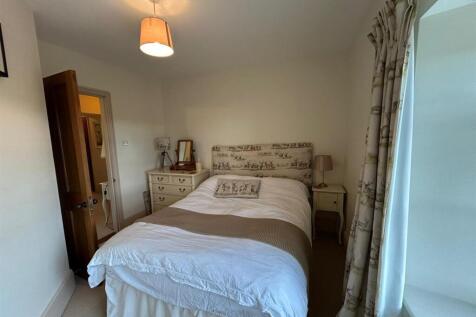 WhatsApp Image 2025-10-21 at 12.17.34 (2).jpeg