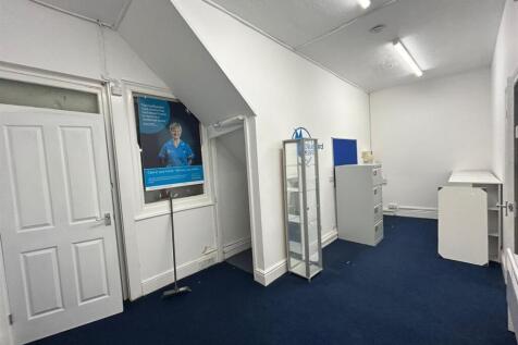 WhatsApp Image 2025-10-13 at 17.05.12.jpeg