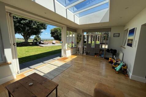 sun room.jpg