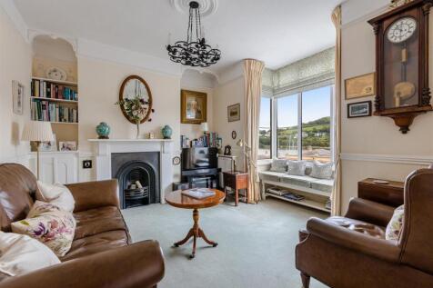 A15 - 45 Sandquay Road Dartmouth - 230911.jpg