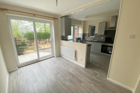 Dining room &amp; Kitchen