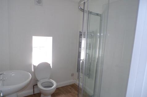 Shower Room.JPG