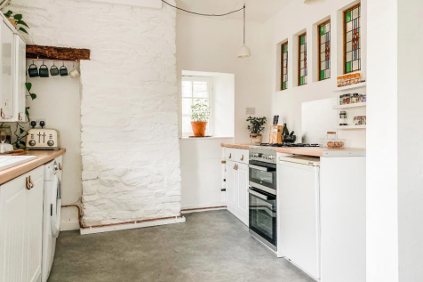 Kitchen 2.png