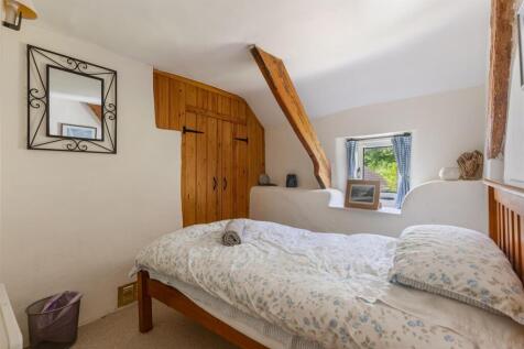 A13 - Maple Cottage Brook St, slapton - 240510.jpg