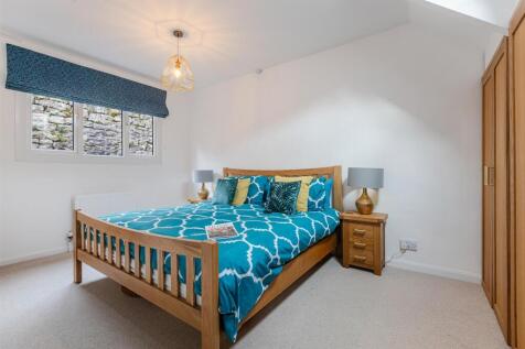 A19 - 3 The Old Coach House, Dartmouth - 250113.jp