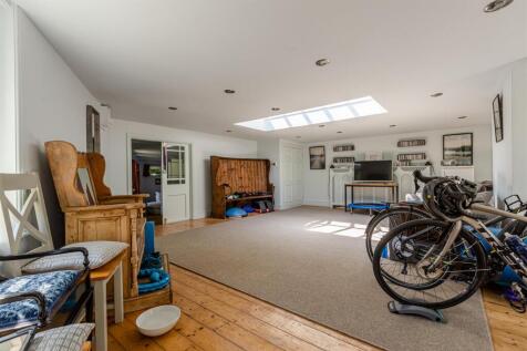 A31 - Brockhall, Strete - 230601.jpg