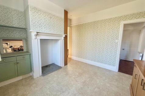 Dining Room.jpg