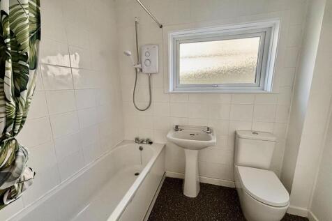 Bathroom.jpeg