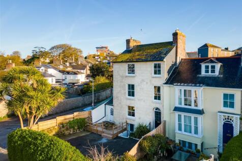 Regent Terrace 1 EXT1.jpg