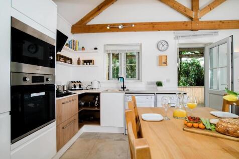 Kitchen ..jpeg