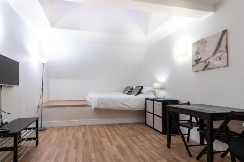 studio room.jpg