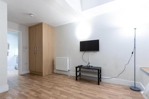 studio room - wardrobe.jpg