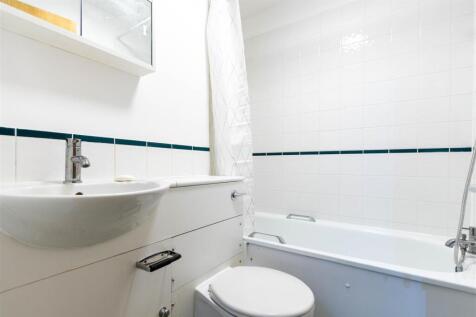bathroom 2-2.jpg
