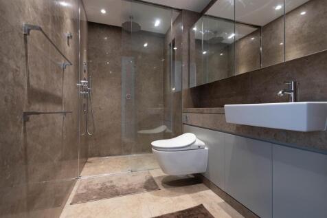 en-suite 2.jpg