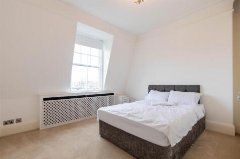 bedroom 3.jpg