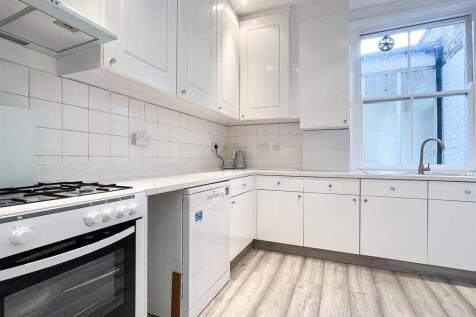 kitchen (1 of 1).jpg