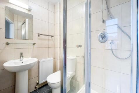 bathroom (1 of 1).jpg