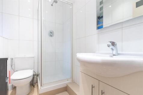 bathroom (1 of 1).jpg