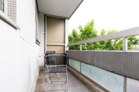 balcony (1 of 1).jpg