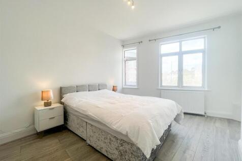 bedroom 2 (1 of 1).jpg