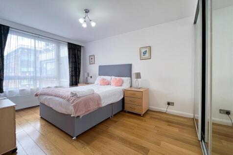 bedroom 1 (1 of 1).jpg