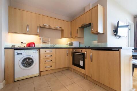 kitchen (1 of 1)-2.jpg