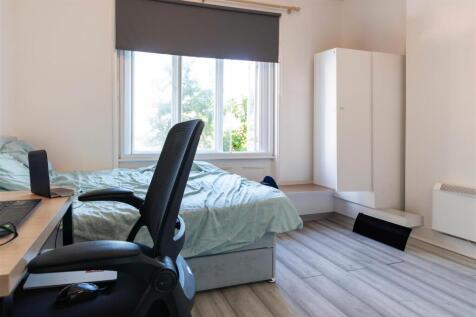 bed area.jpg