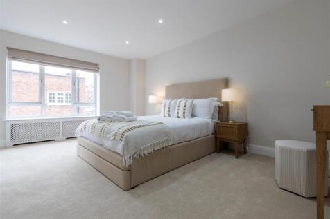 bedroom 4.jpg