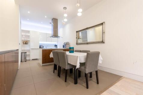 dining area (1 of 1).jpg