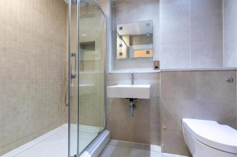 bathroom 1 (1 of 1).jpg