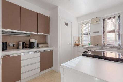 Kitchen.jpg