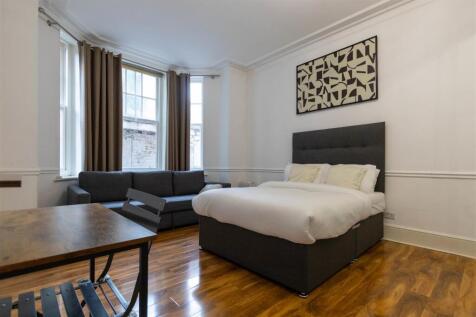 bedroom 3.jpg