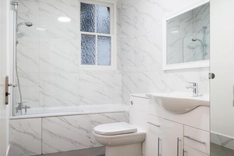 bathroom-09989.JPG