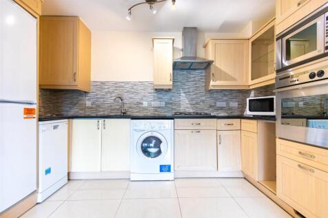 kitchen (1 of 1).jpg