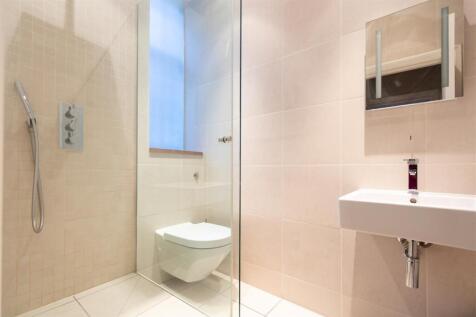 en-suite 3 (1 of 1).jpg