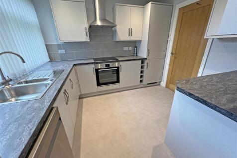 Kitchen pic 2