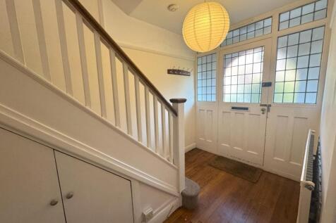 Entrance hallway.jpeg