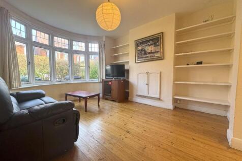 Living room.jpeg