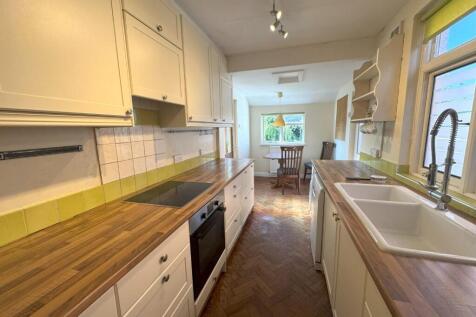Kitchen.jpeg
