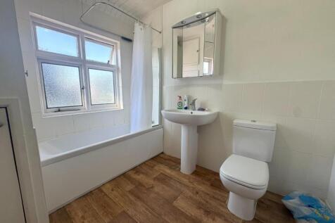 Bathroom.jpeg
